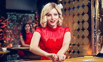 Hệ thống báo cáo và phân tích